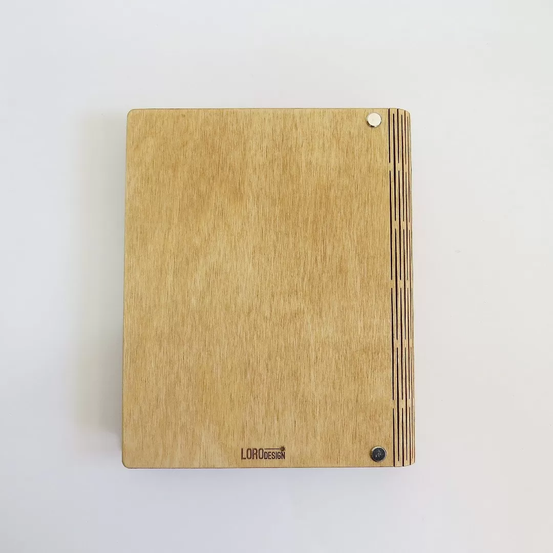 Деревянный блокнот с логотипом