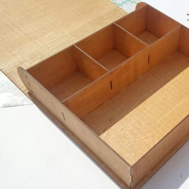 Подарочная коробка из дерева “С юбилеем”