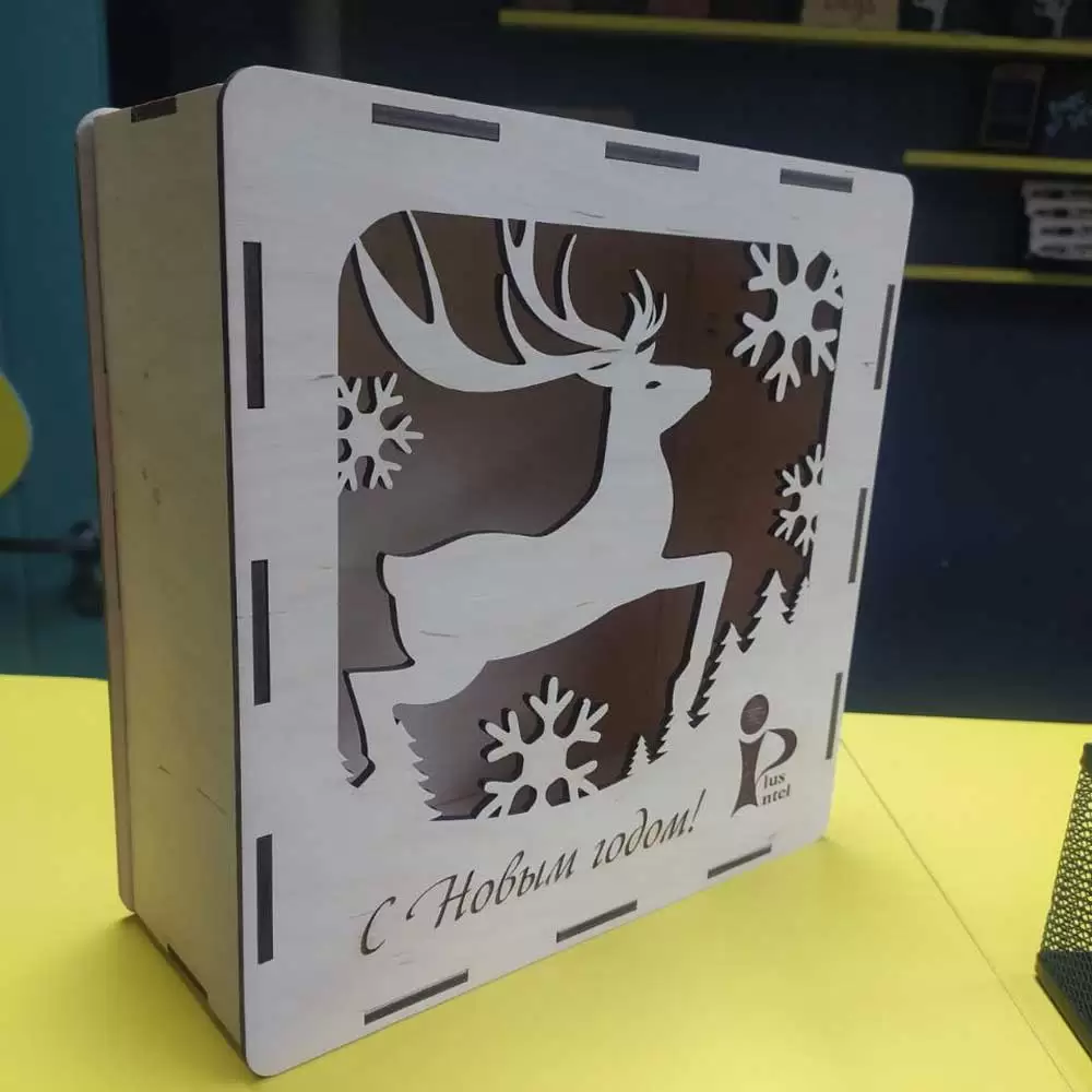 деревянные подарочные коробки к Новому году