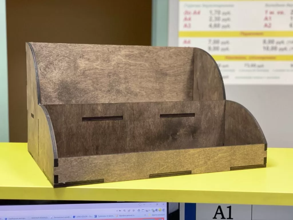 Органайзеры, лотки и диспенсеры из фанеры