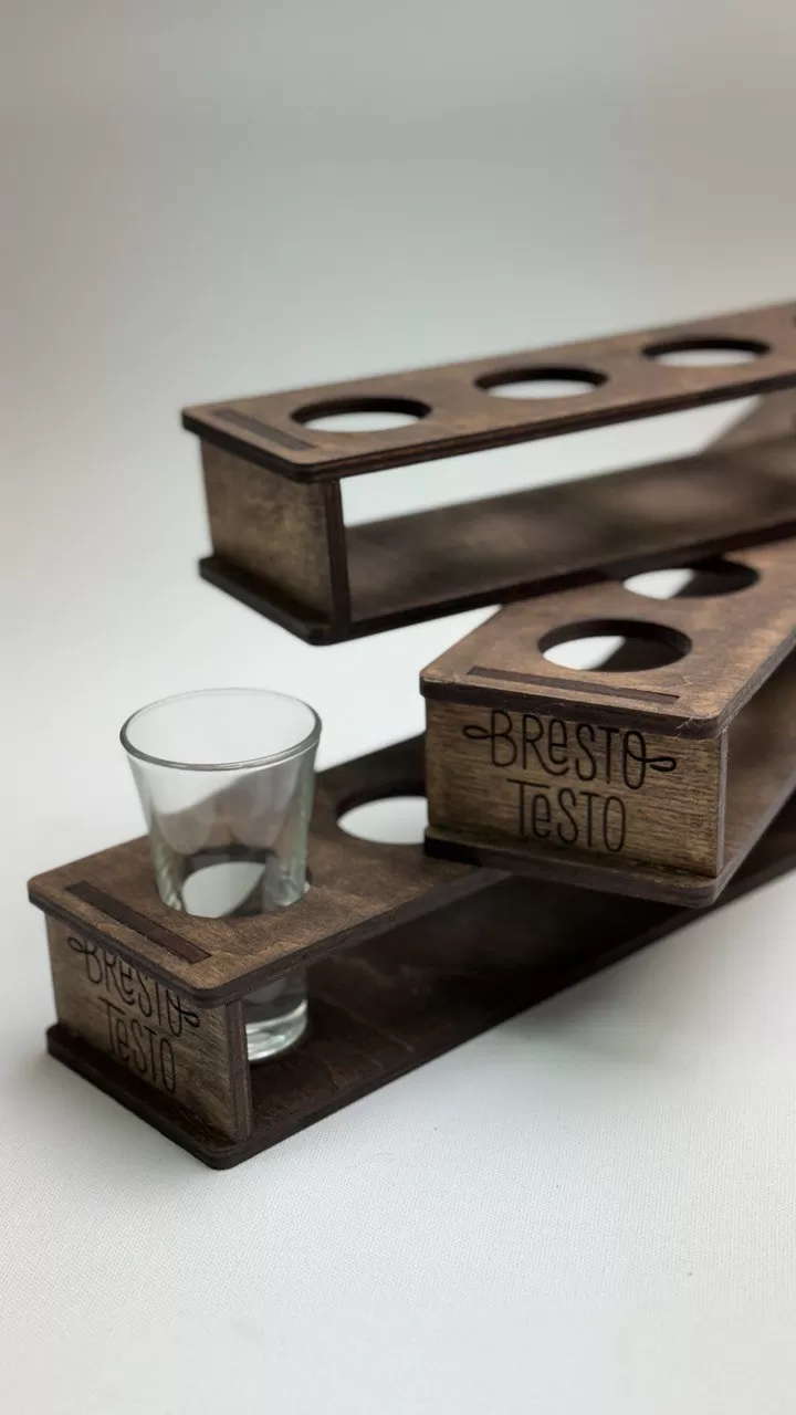 Шотница на 5 рюмок с логотипом