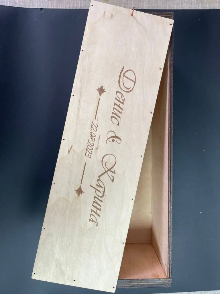 Подарочная упаковка из фанеры в Бресте: стиль и экологичность в каждом подарке